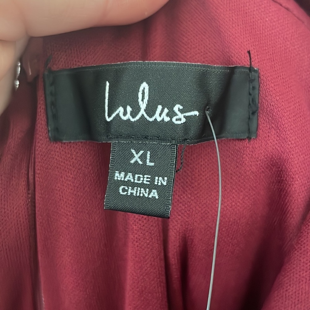 Lulus| Passionate About Perfection Crimson Satin Wide Leg One Sleeve Jumpsuit XL - Picture 11 of 12